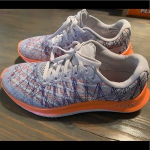 Under Armour Flow Velociti Wind running shoe